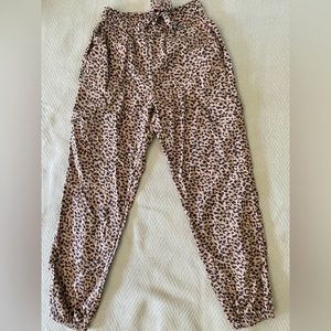 Women's AERIE Cargo Jogger Pants Leopard Animal Print Linen Blend Size XS NWT